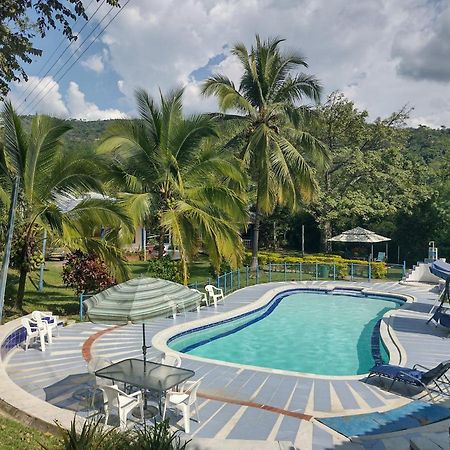 Hotel Campestre El Salitre فليتا المظهر الخارجي الصورة