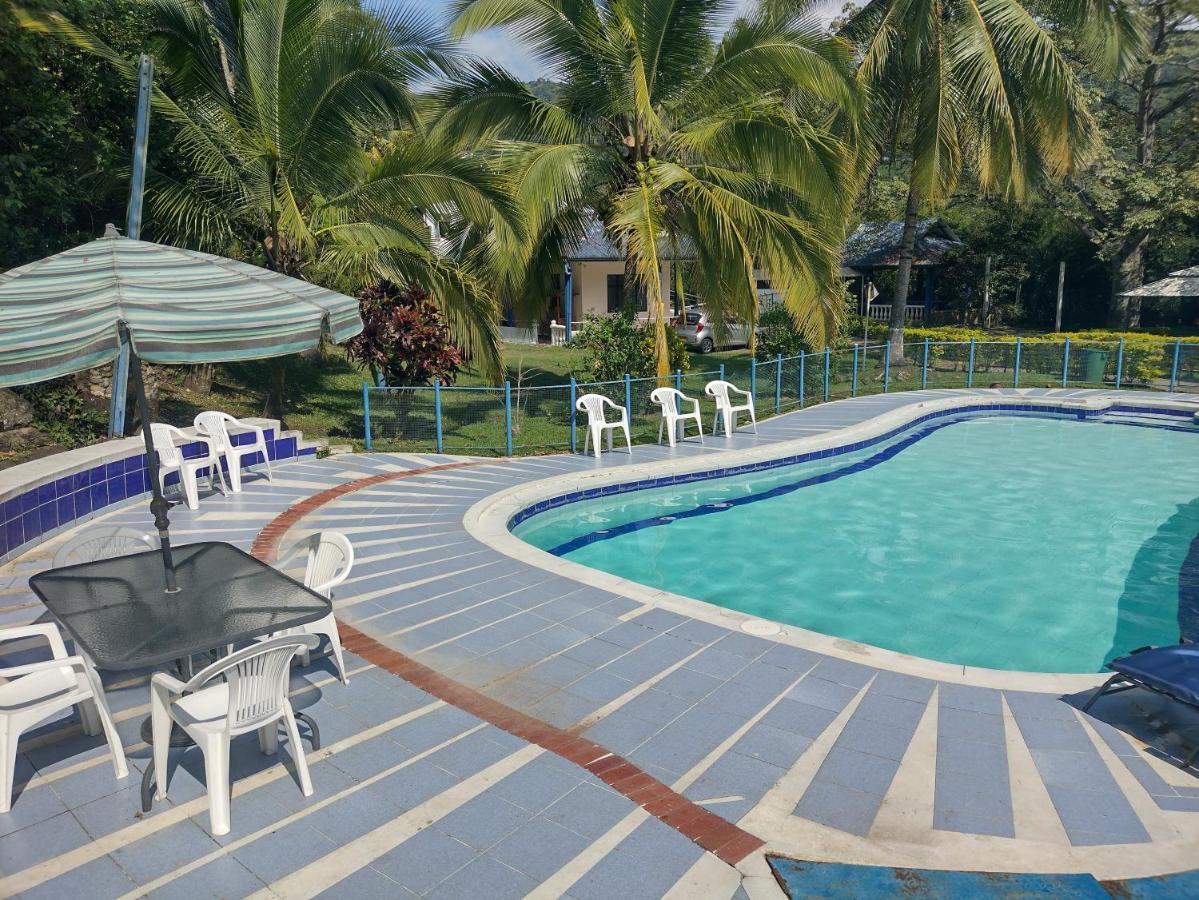 Hotel Campestre El Salitre فليتا المظهر الخارجي الصورة